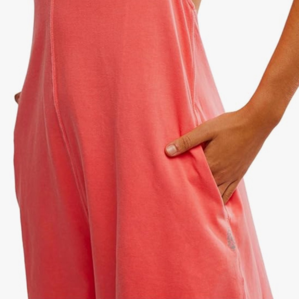 Free People Hot Shot Halter Romper in Hibiscus sz medium NWT - Picture 5 of 5